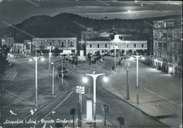 Be836 Cartolina Atripalda Piazza Umberto I Notturno Provincia Di Avellino - Avellino