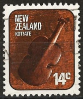 New-Zealand 1976 - Mi 700 - YT 678 ( Musical Instrument : Violin ) - Oblitérés