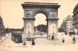 27195" DIJON-LA PORTE GUILLAUME "  ANIMÉ-TRAMWAY-VERA FOTO-CART. POST.  NON SPED. - Dijon