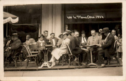 N°4663 W -carte Photo Le Mont Dore -terrasse -1934- - Le Mont Dore