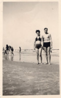 Vintage Foto Junge Frau Urlaub Am See - Pin-ups