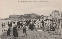 WIMEREUX : La Plage Vers La Pointe Aux Oies. (maillots De Bains Sous Les Robes ?) - Other & Unclassified