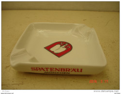 CENDRIER EN FAIENCE DE GERMANY   BIERRE  MUNCHEN  SPATENBRAU 12cmX 12 TRES BON ETAT - Ashtrays