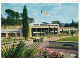 04. GREOUX LES BAINS. CPSM. THERMES TROGLODYTES. - Gréoux-les-Bains