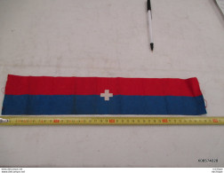 Brassard  38 Cm  Rouge  Et Bleu Avec Croix Blanche - Equipment