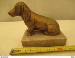 Petit Chien  En Bronze  Ou Laiton 12 Cm Sur 10 De Haut  Poids 650 Gr - Popular Art