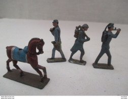 Lot 3 Petits Soldats De Plomb H 4 Cm + Un Petit Cheval  H 3 Cm (plomb ) - Jouet Du Début 20 Em - Jouets Anciens