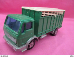 Miniature   - 1/43 Em -  CAMION  - SOLIDO -  MERCEDES 1217   K / 32 - Solido