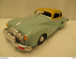 VOITURE ANCIENNE EN TOLE - 1/24 Em ?? - Moteur A Clef Fonctionne   Vente En L'état - Andere & Zonder Classificatie