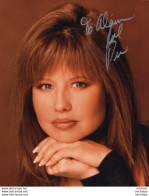 N°  50        SIGNATURE  SUR    PHOTO   DE  PIA  ZADORA 20 X 25cm - Sonstige & Ohne Zuordnung