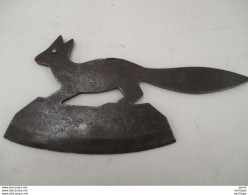 Pas Courant  Beau Couperet De Cuisine  - Forme Renard  - Long De 28 Cm  - Poids 900 Gr - Ancient Tools