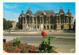 59 - Lille - La Place De La République - Le Palais Des Beaux Arts - Fleurs - Jets D'eau - CPM - Voir Scans Recto-Verso - Lille