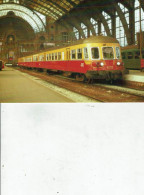 BELGIQUE SNCB-NMBS /LOCALITE ANTWERPEN CENTRAAL AUTORAIL TRIPLE SERIE 40/TR42 - Eisenbahnen