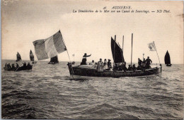SELECTION  -  AUDIERNE  -  La Bénédiction De La Mer Sur Le Canot De Sauvetage - Audierne