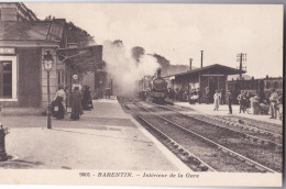 BARENTIN (76) Train Entrant En Gare - Barentin