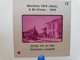 Photo Diapo Diapositive TRAIN Wagon Locomotive Vapeur 1618 Midi En Gare De St Vivien Voyageurs & Chien En 1910 VOIR ZOOM - Diapositives