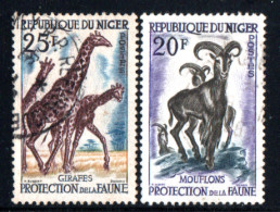 Niger    - ( 2  Timbres Oblitere ) - Niger (1960-...)