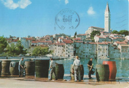 123425 - Rovinj - Kroatien - Fässe Am Hafen - Kroatien