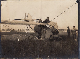 1924 Photo De L'adjudant Pilote J. Foiny Crah Avion Sans Doute à Avord - Aviation