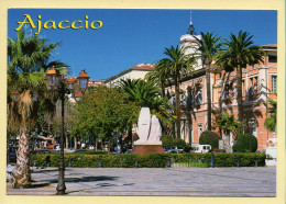 20. 2A. AJACCIO – La Place Des Palmiers Et L'Hôtel De Ville (voir Scan Recto/verso) - Ajaccio