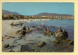 20. 2B. ILE ROUSSE – La Plage (animée) (voir Scan Recto/verso) - Autres & Non Classés