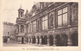 LA ROCHELLE : L'HOTEL DE VILLE - La Rochelle