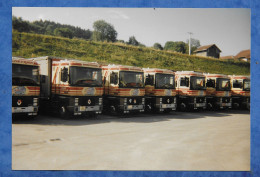 Photo Flotte De Camions Poids Lourds Renault - Transport CHEVRIER - Papier Mat 10/15 Cm - Non Classés