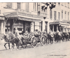 PHOTO  HOLZAPFEL,,, GUERRE  1914 ,,,L'ARMEE  ALLEMANDE  A  BRUXELLES ,,,TBE - Guerre, Militaire