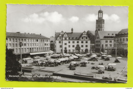 Hesse DARMSTADT Marktplatz Mit Rathaus Und Stadtkirche Marché Auto Américaine ? VW Käfer En 1957 VOIR DOS - Darmstadt