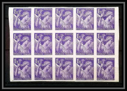 France N°651 Type Iris Bloc De 15 Non Dentelé ** MNH (Imperf) - 1941-1950