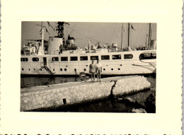 Photographie Photo Vintage Snapshot Anonyme Cannes 06 Port Yacht Bateau  - Boats