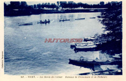 CPA VICHY - LES BORDS DE L'ALIIER - BATEAUX DE PROMENADE ET DE PECHEURS - Vichy