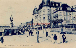 CPA TROUVILLE - LES PLANCHES - LL - Trouville