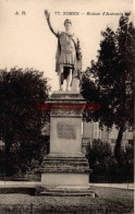 CPA NIMES - STATUE D'ANTONIN - Nîmes