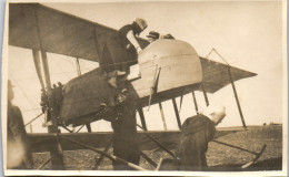 Photographie Photo Snapshot Anonyme Grèce Salonique ? WW1 Aviation Avion  - War, Military