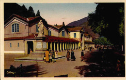 CPSM LUCHON - (HTE-GAR) - LES THERMES ET LES ALLEES D'ETIGNY - Luchon