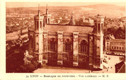 CPA LYON - BASILIQUE DE FOURVIERE - VUE LATERALE - MF - Other & Unclassified