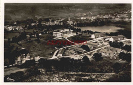 CPSM LA COURTINE (CREUSE) - VUE AERIENNE - LE CAMP DE CAVALERIE ET LE LAC - La Courtine