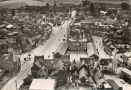 (76) BUCHY Vue Aérienne Du Centre , La Mairie Et La Route De Rouen ( Seine Maritime ) - Buchy