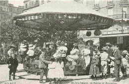 Reproduction CPA - Fete Foraine - Un Manège De Bicyclettes - CPM Format CPA - Voir Scans Recto-Verso - Andere & Zonder Classificatie