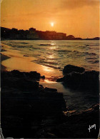 20 - L'Ile Rousse - Frangée D'écume Dorée Par Le Couchant, L'Ile-Rousse Se Découpe Sur Le Ciel Calme - Coucher De Soleil - Autres & Non Classés