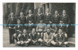 C000767 Queen Elizabeth School. Unknown Men Soccer Team - Monde