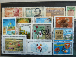 NOUVELLE CALEDONIE LOT DE TIMBRES NEUFS ** TOUS DIFFERENTS - Unused Stamps