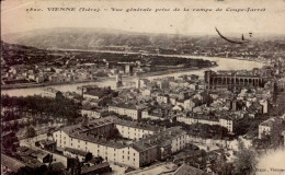 VIENNE-SUR-LE -RHONE    ( ISERE )   VUE GENERALE PRISE DE LA RAMPE DE COUPE-JARRET - Vienne