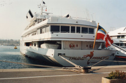 L - PHOTO ORIGINALE - BATEAU - ALPES MARITIMES - ANTIBES - YACHT TRUMP PRINCESS - PROPRIETE DE DONALD TRUMP - MARS 1991 - Bateaux