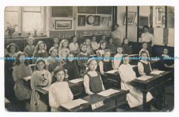 C000537 Vintage Girls School. J. And G. Taylor - Monde