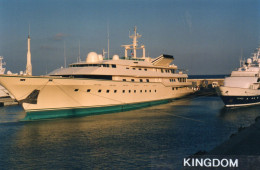 L - PHOTO ORIGINALE - BATEAU - 06 - ANTIBES - YACHT KINGDOM - PROPRIETE DU PRINCE SAOUDIEN AL WALEED - MARS 1993 - Boats