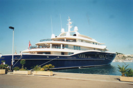 L - PHOTO ORIGINALE - BATEAU - ALPES MARITIMES - ANTIBES - YACHT CARINTHIA VII - AOUT 2002 - Boats