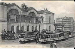 PARIS - La Gare Montparnasse - Métro Parisien, Gares