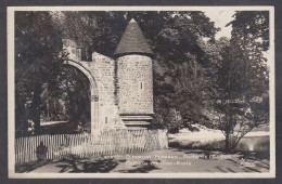 125940/ CLERMONT-FERRAND, Porte De L'Ancien Château Du Bien-Assis - Clermont Ferrand